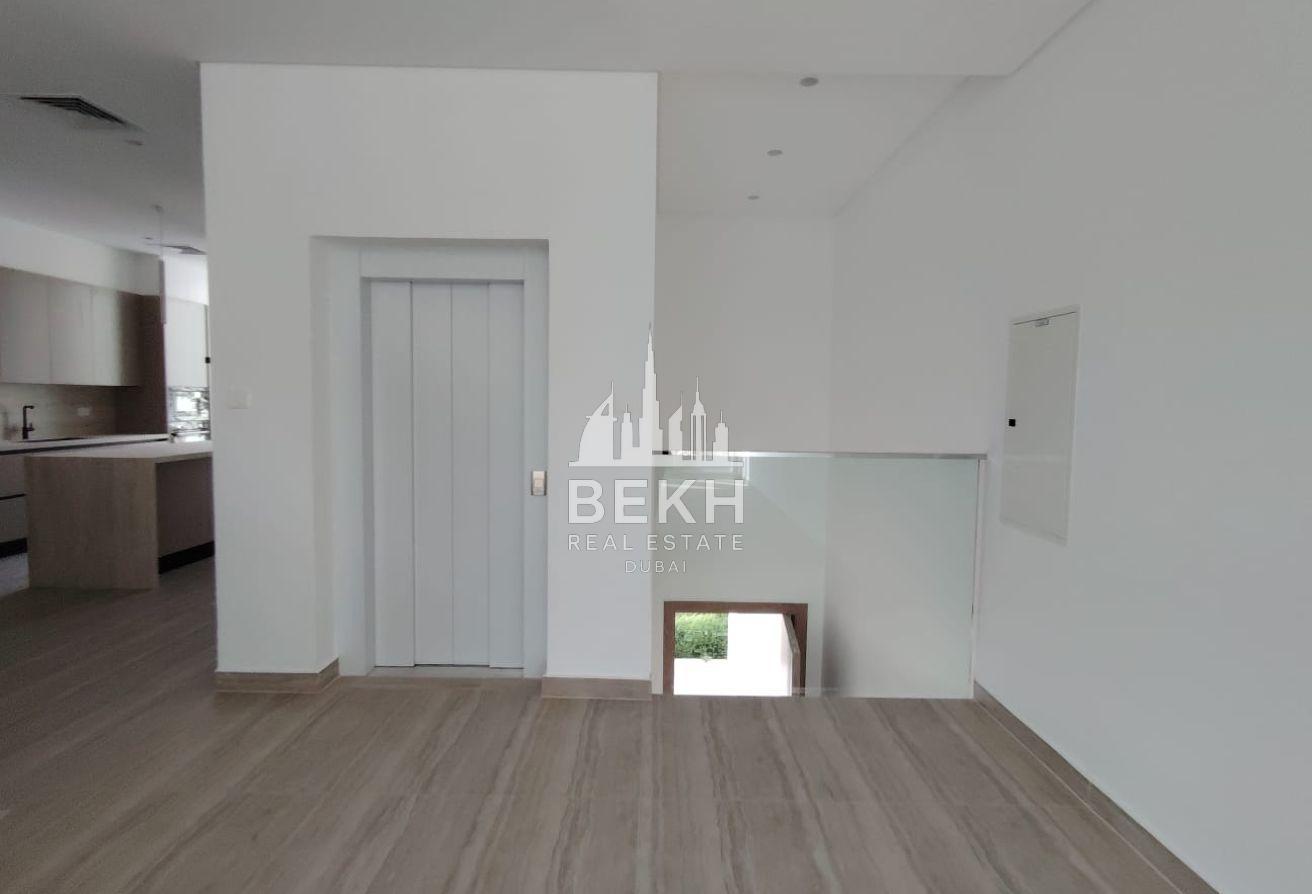 Contemporary 4BR | Premium Finishes | Private Pool photo 8