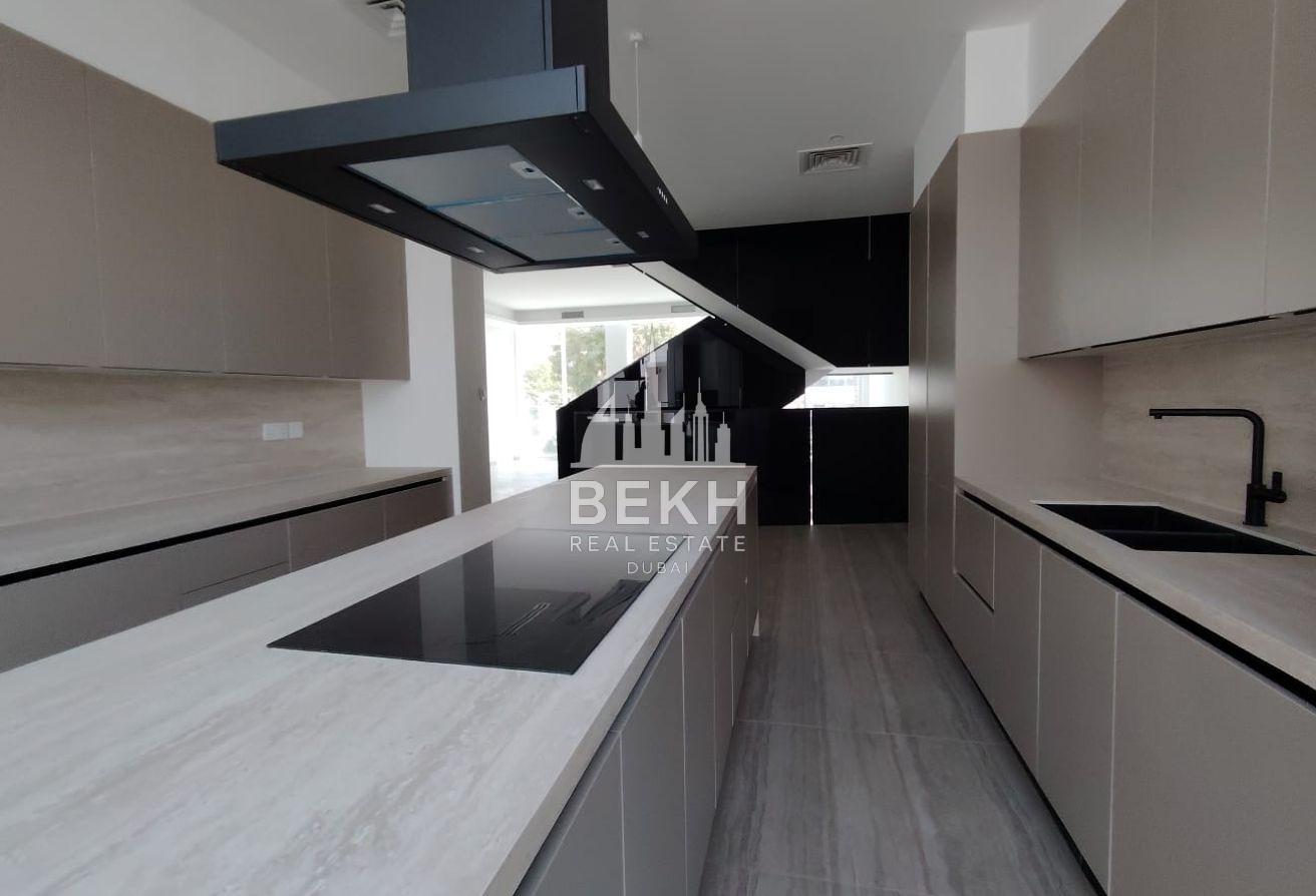 Contemporary 4BR | Premium Finishes | Private Pool photo 7