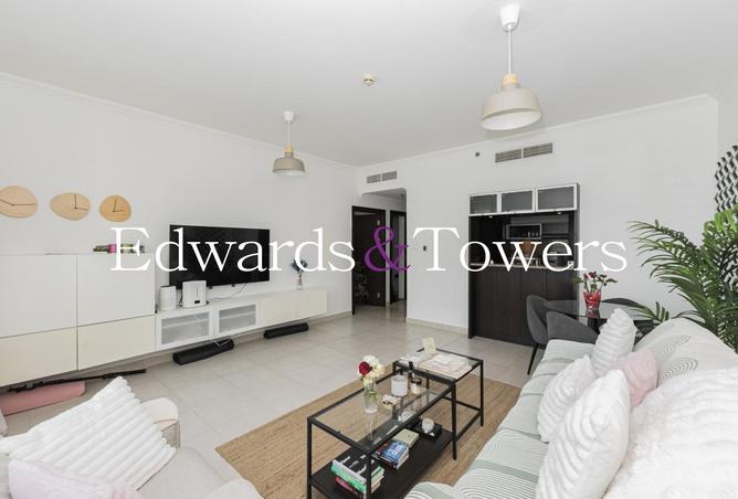 56940372 - Property Image 2