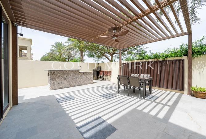 129737155 - Property Image 2