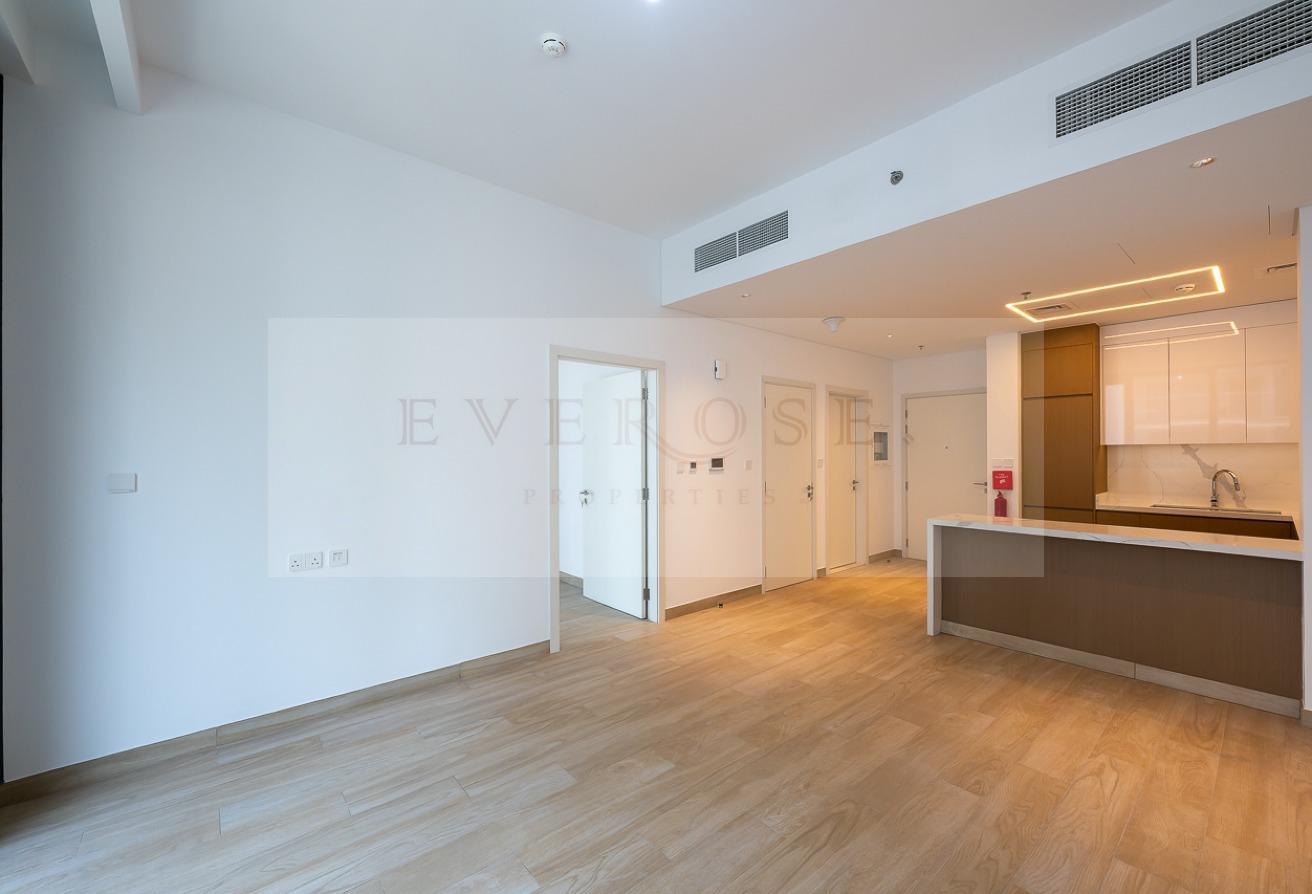 Spacious 1BR | Luxury Lifestyle Living photo 4