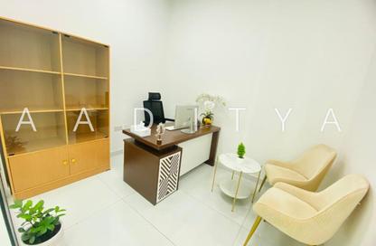 Office Space - Studio - 1 Bathroom for rent in Red Avenue - Al Garhoud - Dubai Office Space - Studio - 1 Bathroom for rent in Red Avenue - Al Garhoud - Dubai