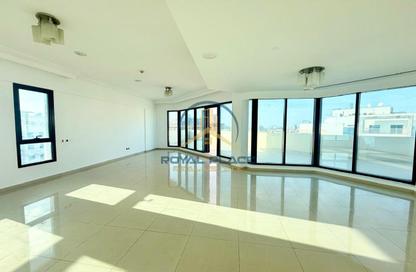 Apartment - 2 Bedrooms - 3 Bathrooms for rent in Al Reffa - Al Raffa - Bur Dubai - Dubai