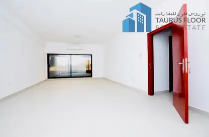 Apartment - 4 Bedrooms - 4 Bathrooms for rent in Zabeel Building - Al Karama - Bur Dubai - Dubai