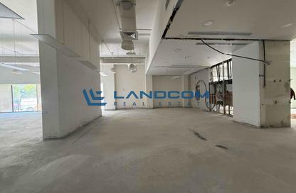 Shop - Studio - 1 for rent in Al Dana Centre - Al Muraqqabat - Deira - Dubai