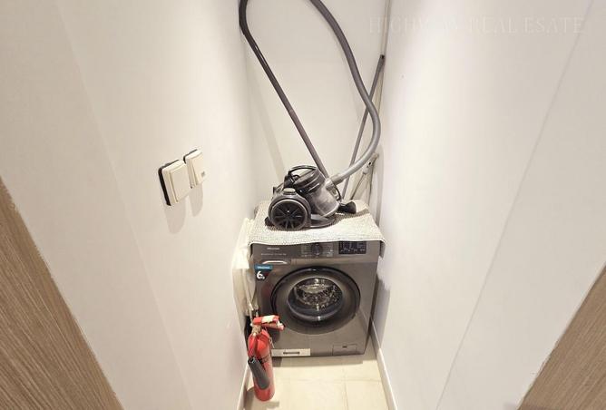 93106666 - Property Image 3