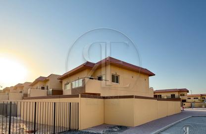 Villa - 4 - 5 for sale in The Palmarosa - Dubai Villa - 4 - 5 for sale in The Palmarosa - Dubai
