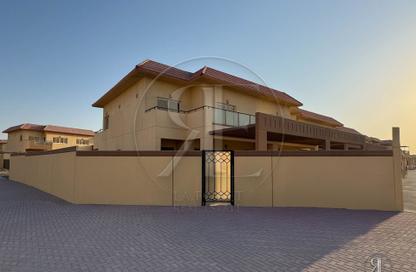 Villa - 4 - 5 for sale in The Palmarosa - Dubai