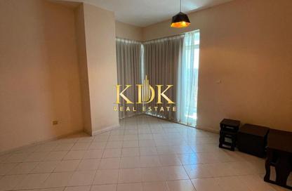 Apartment - 2 Bedrooms - 3 Bathrooms for rent in Hub Canal 2 - Hub Golf View Apartments - Dubai Sports City - Dubai