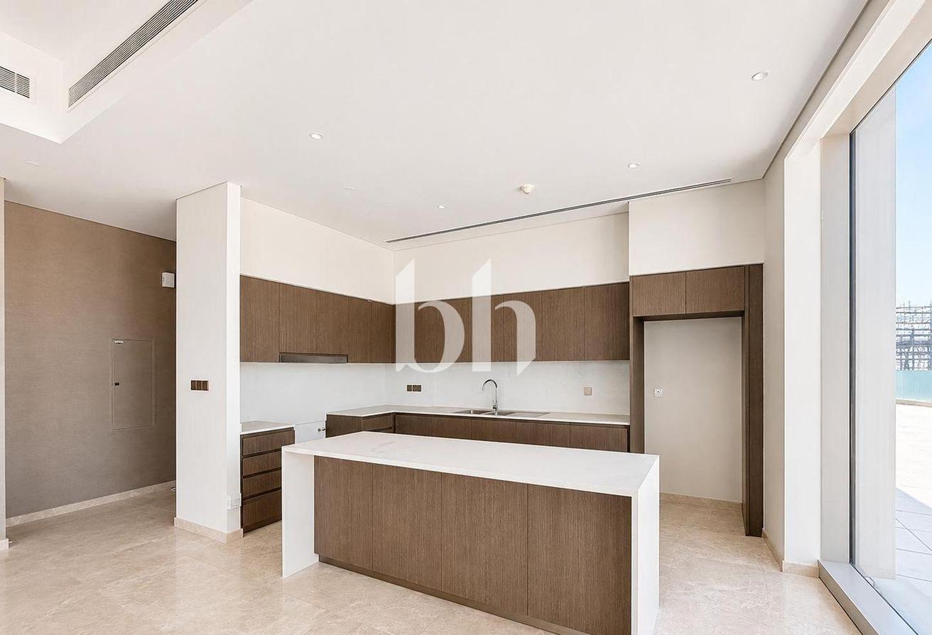 Penthouse | Full Burj View | Unfurnished photo 12
