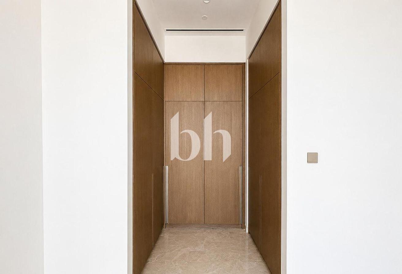 Penthouse | Full Burj View | Unfurnished photo 9