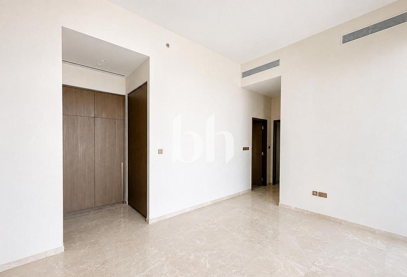 Penthouse | Full Burj View | Unfurnished photo 11