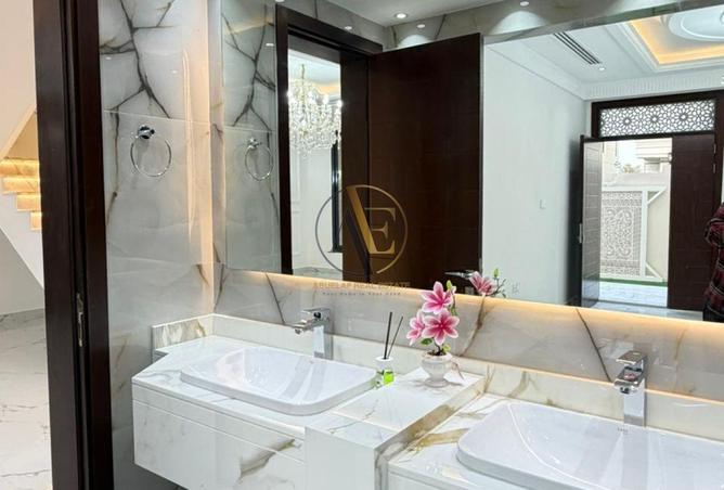 123358915 - Property Image 2