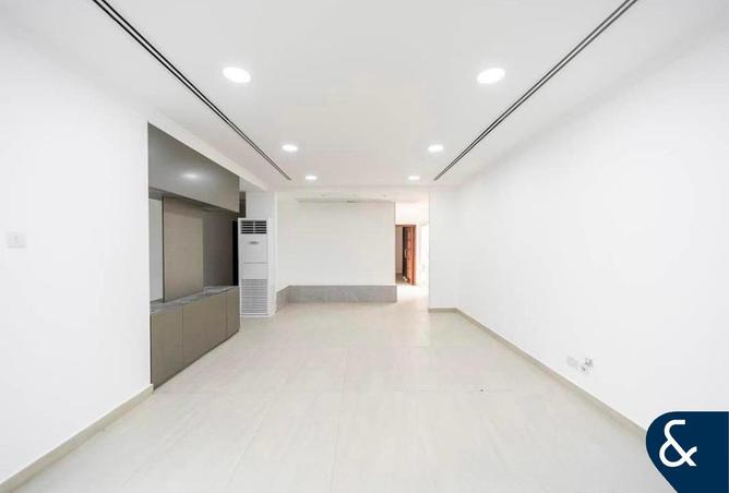 76961733 - Property Image 2