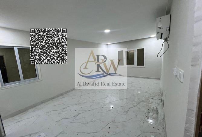 74234054 - Property Image 3