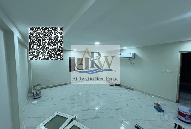 74234054 - Property Image 2