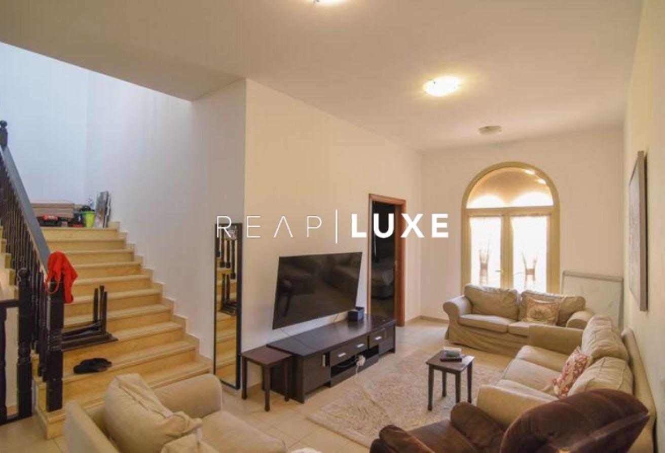 Elegant 5BR + Maid | Big Garden | Unfurnished photo 9