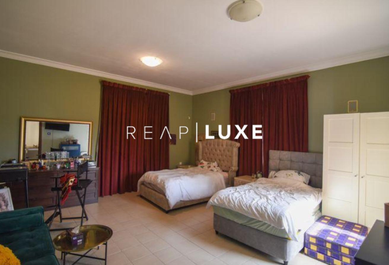 Elegant 5BR + Maid | Big Garden | Unfurnished photo 10