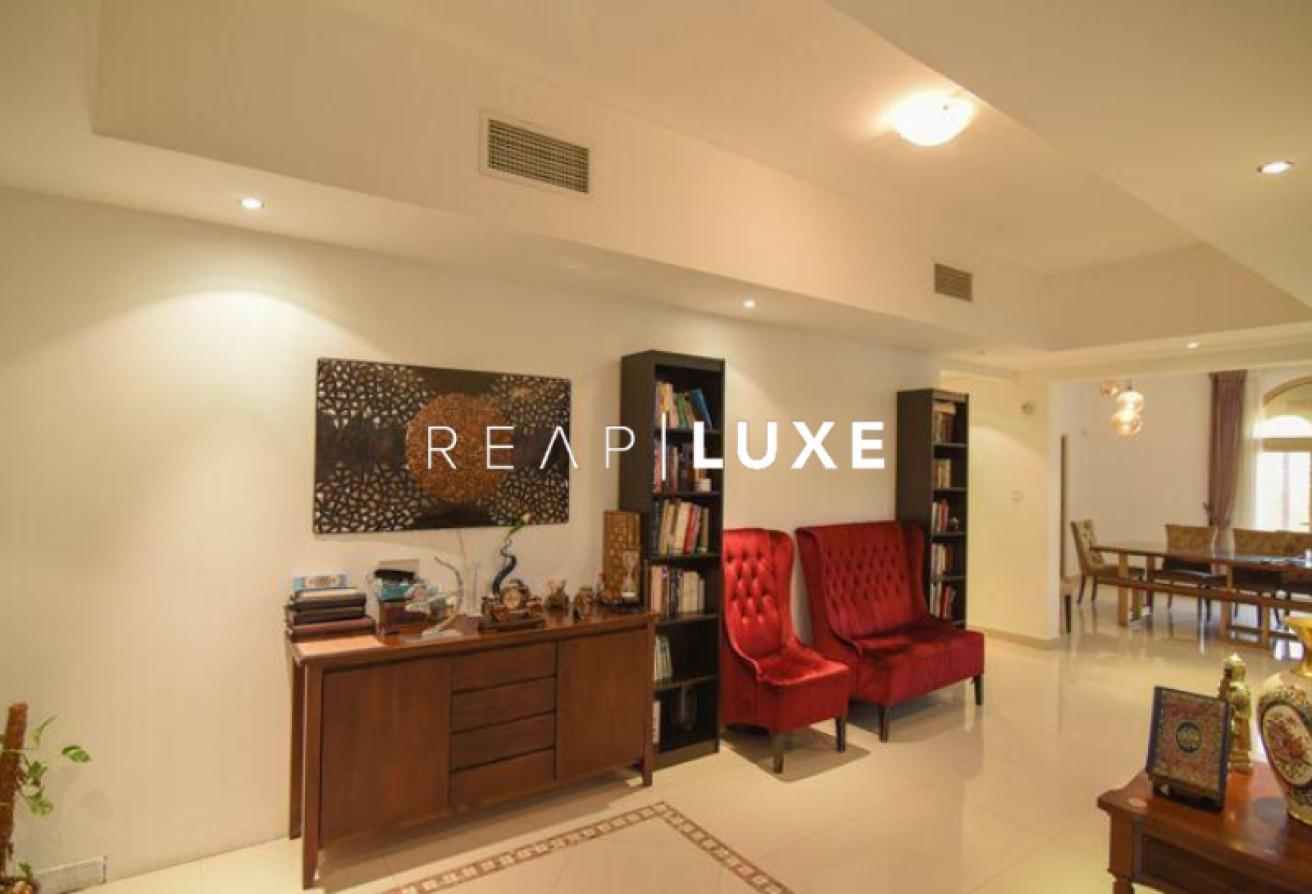 Elegant 5BR + Maid | Big Garden | Unfurnished photo 4