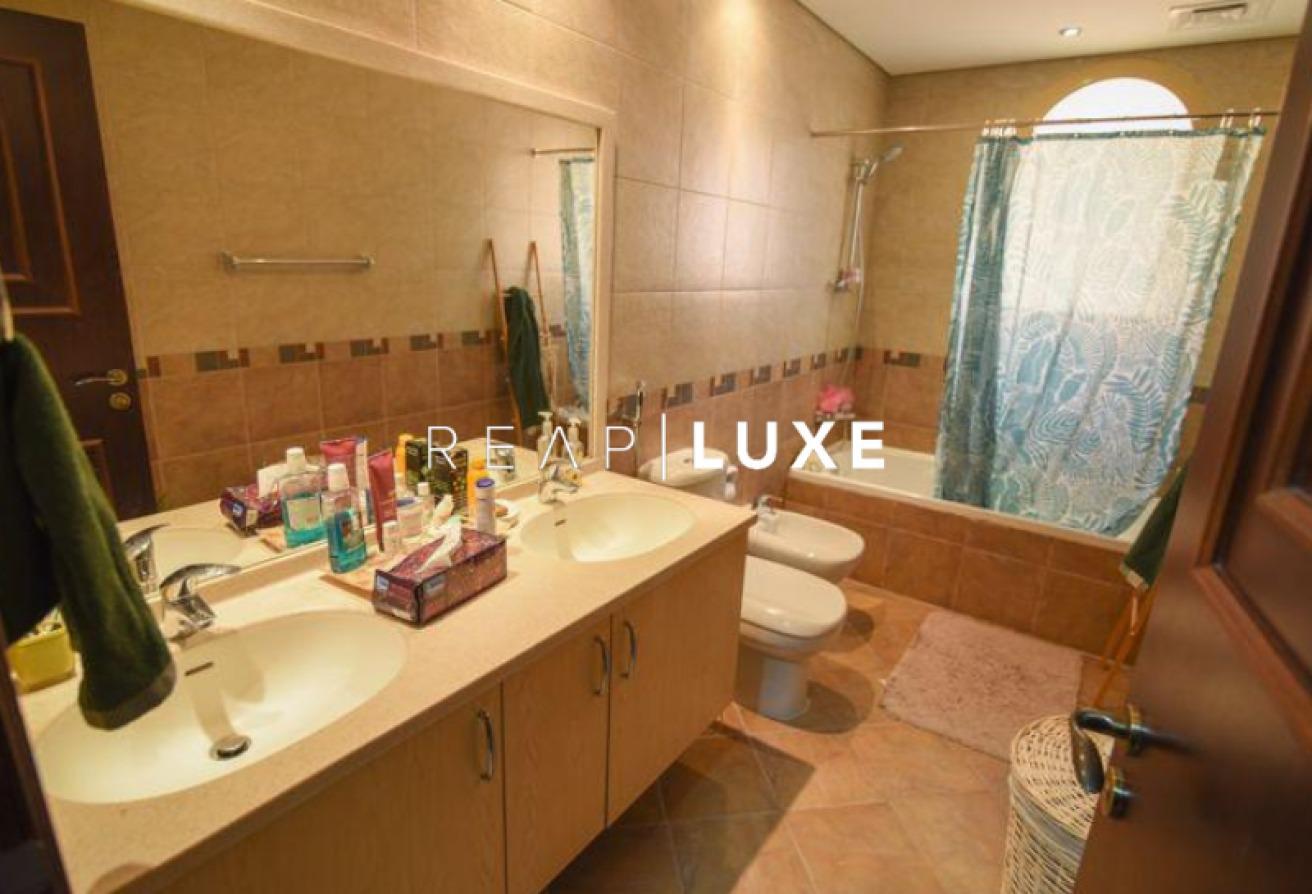 Elegant 5BR + Maid | Big Garden | Unfurnished photo 20