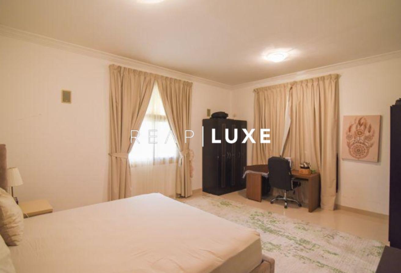 Elegant 5BR + Maid | Big Garden | Unfurnished photo 15