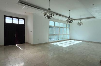 Villa - 5 Bedrooms - 6 Bathrooms for rent in Al Barsha 1 Villas - Al Barsha 1 - Al Barsha - Dubai Villa - 5 Bedrooms - 6 Bathrooms for rent in Al Barsha 1 Villas - Al Barsha 1 - Al Barsha - Dubai