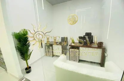 Office Space - 1 Bedroom - 1 Bathroom for rent in Red Avenue - Al Garhoud - Dubai