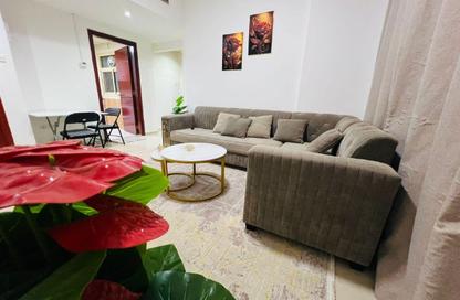 Apartment - 1 Bedroom - 2 Bathrooms for rent in Al Khan Corniche - Al Khan - Sharjah Apartment - 1 Bedroom - 2 Bathrooms for rent in Al Khan Corniche - Al Khan - Sharjah
