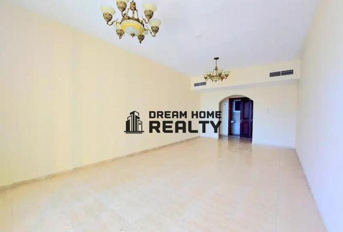 127925615 - Property Main Image