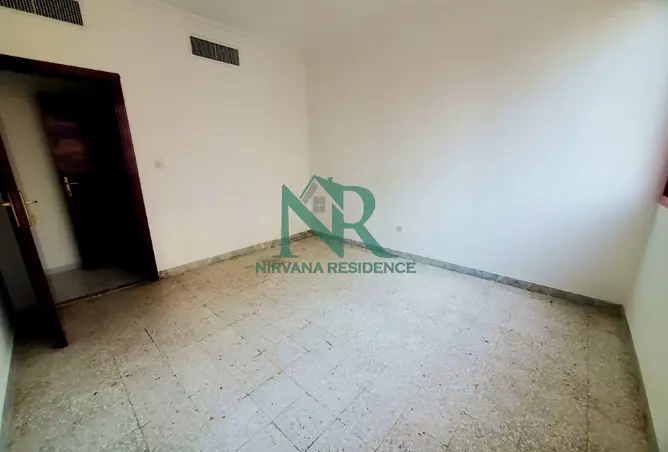 151358860 - Property Image 3