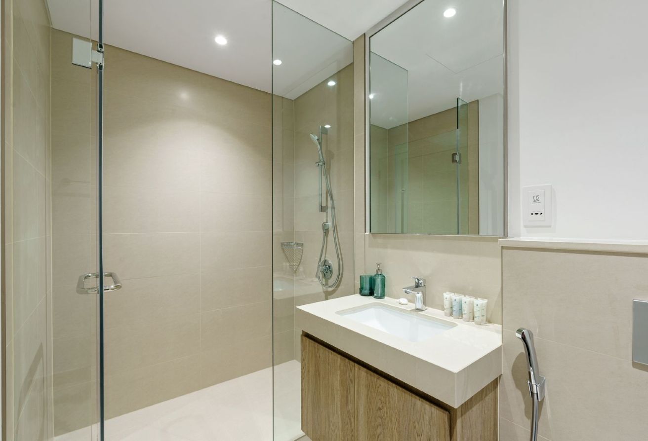 Luxurious Apartment| Amazing View| Contact Now! — image 14
