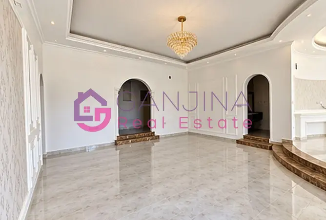 157811708 - Property Image 2