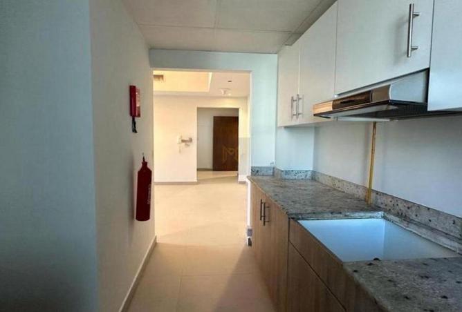 60518294 - Property Image 3