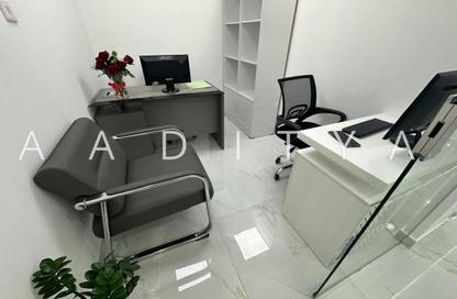 Office Space - Studio - 1 Bathroom for rent in Reem Residency - Al Karama - Dubai