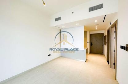 Apartment - 1 Bedroom - 2 Bathrooms for rent in Binghatti Canal - Business Bay - Dubai