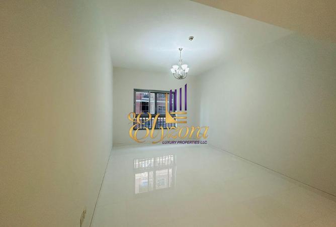 1BR 709 SqFt | Mankhool | Corner Unit | Bur Dubai