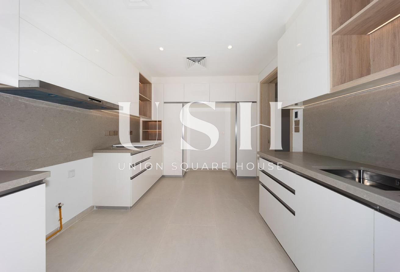 Genuine Listing | 4BR | Largest Plot |Corner villa photo 12
