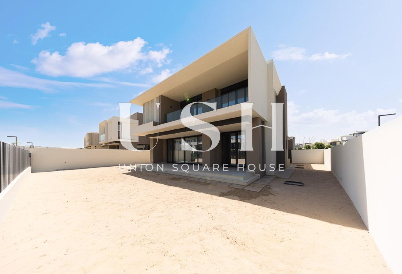 Genuine Listing | 4BR | Largest Plot |Corner villa photo 5