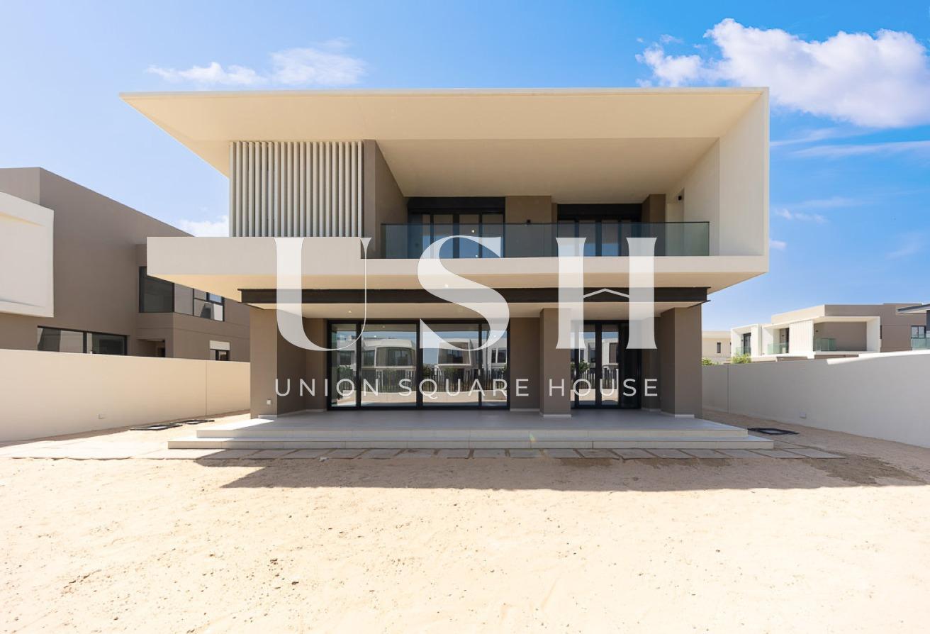 Genuine Listing | 4BR | Largest Plot |Corner villa photo 2