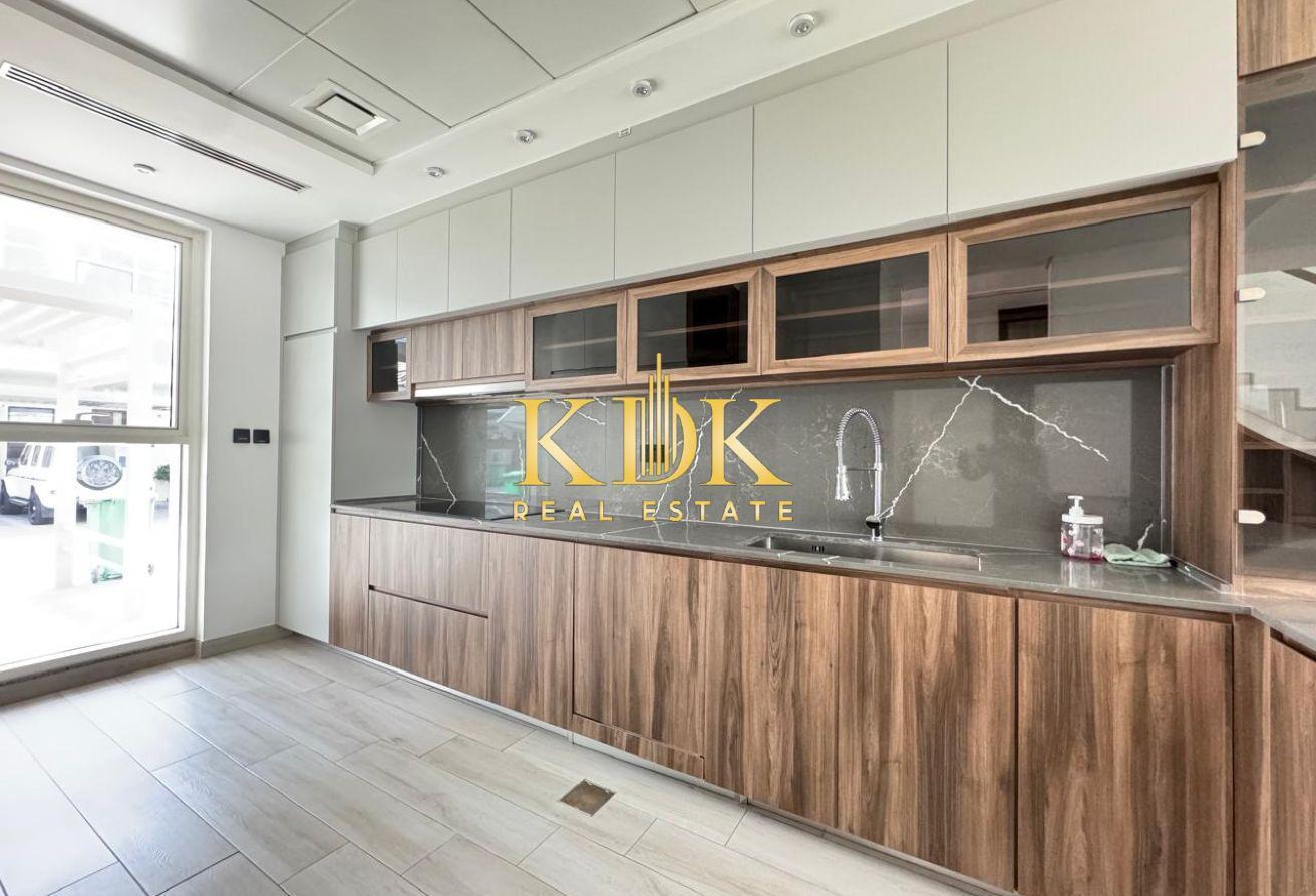 4BR + Maid | Unfurnished | Community View photo 4