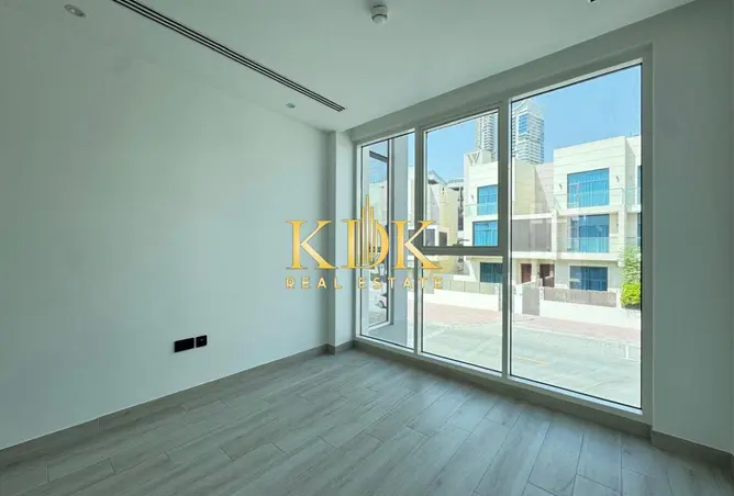 110525471 - Property Image 3
