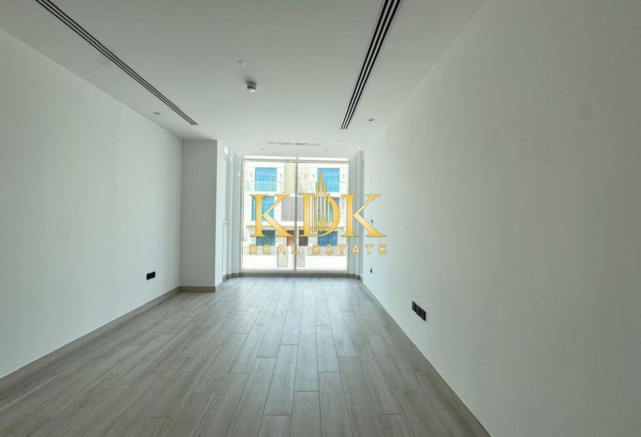 4BR + Maid | Unfurnished | Community View photo 2
