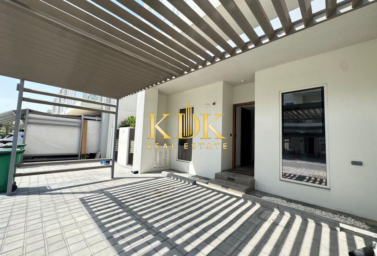 4BR + Maid | Unfurnished | Community View photo 15