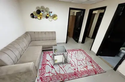 شقة - 2 غرف نوم - 3 حمامات للايجار في شارع التعاون الجديد - التعاون - الشارقة