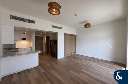 Apartment - Studio - 1 for rent in Barton House 1 - Barton House - Motor City - Dubai