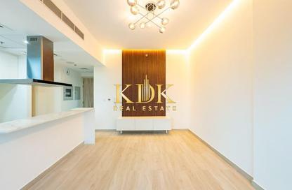 Apartment - 1 Bedroom - 2 Bathrooms for rent in The East Crest by Meteora - District 17 - Jumeirah Village Circle - Dubai