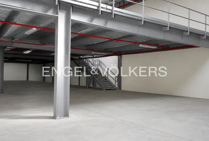 151904370 - Property Image 3