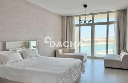 Apartment - Studio - 1 for rent in Palm Views East - Palm Views - Palm Jumeirah - Dubai