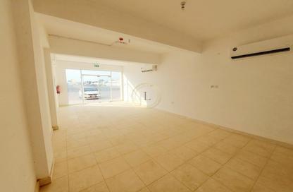 Shop - Studio - 1 Bathroom for rent in Wadi AL AIN 1 - Al Noud - Al Ain Shop - Studio - 1 Bathroom for rent in Wadi AL AIN 1 - Al Noud - Al Ain
