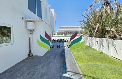فيلا - 4 غرف نوم - 4 حمامات للايجار في فلل الجميرا 2 - جميرا 2 - جميرا - دبي